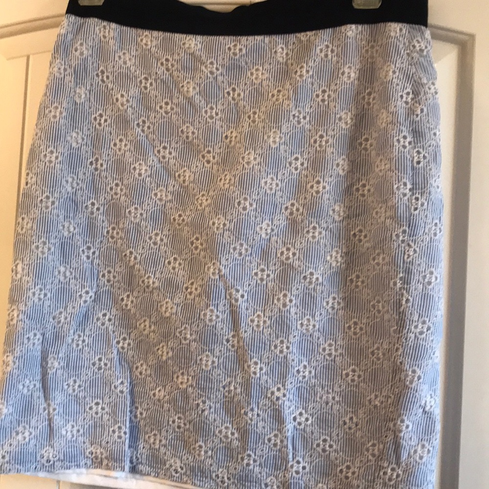 Loft skirt